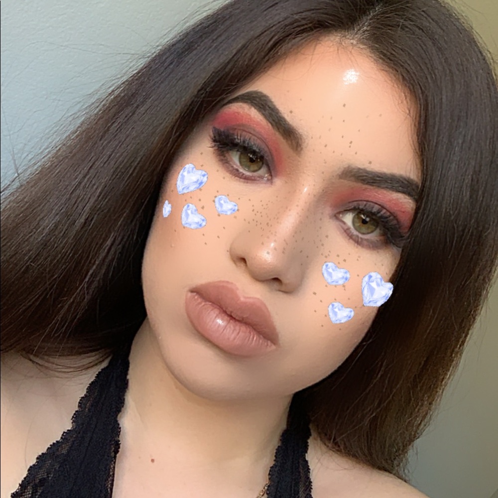 Meet your Posher, Itzel